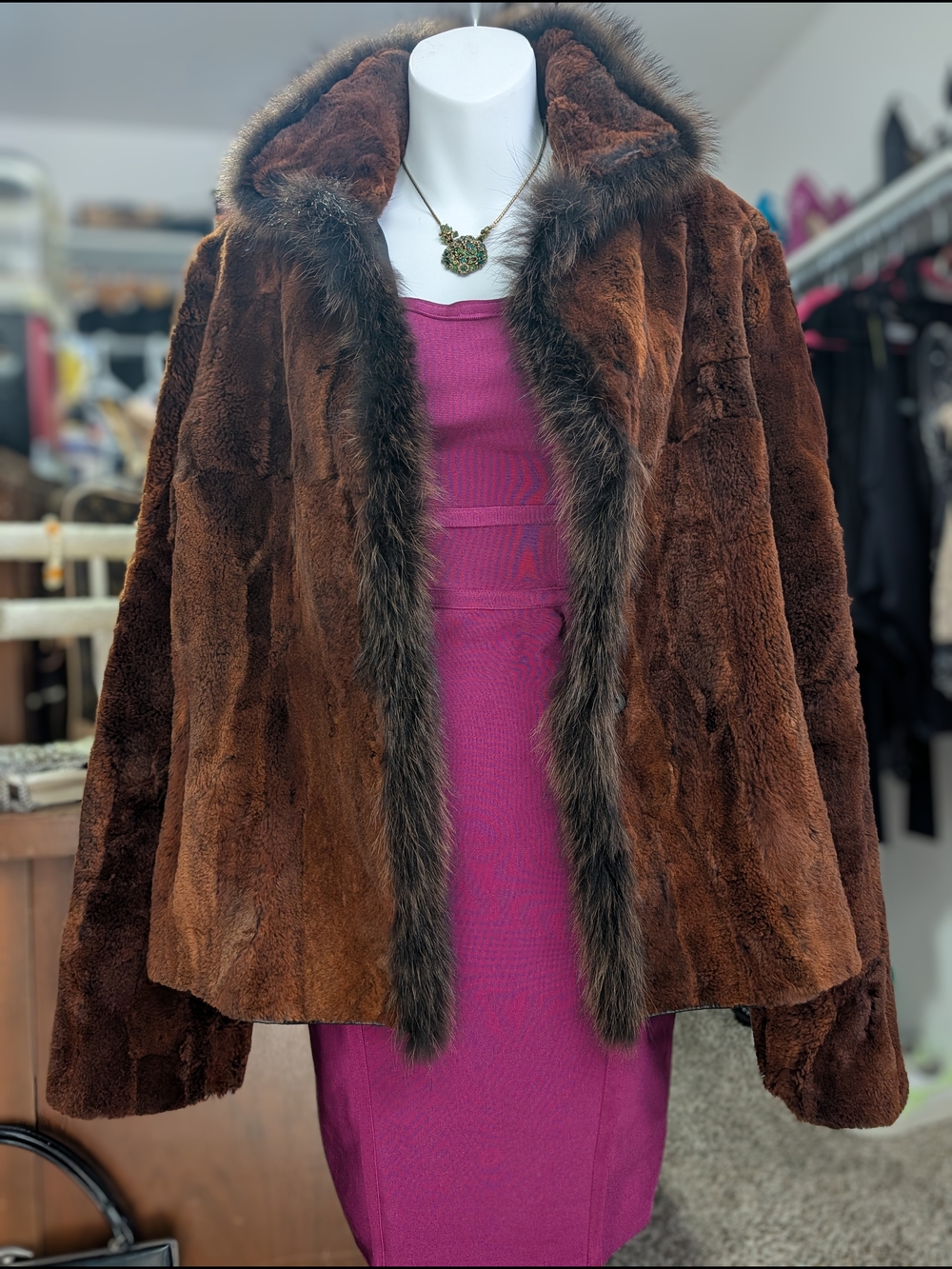 Brown Authentic Chinchilla Fur Jacket with Dark Trim - Picture 3 of 6